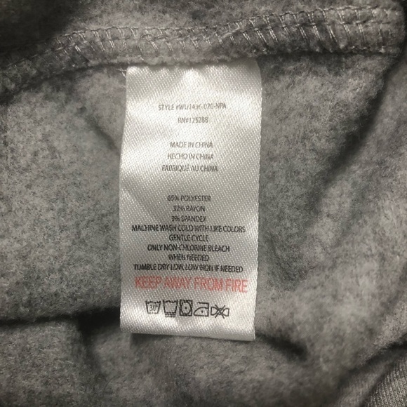 Rae Dunn Hot Mess pullover crewneck soft sweater medium - Picture 8 of 8